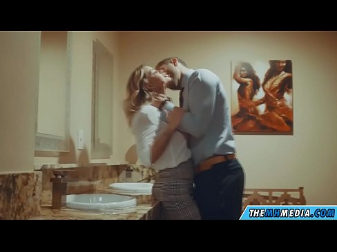 ❤️ Калі грудастая бландынка спакушае цябе ў грамадскім туалете Хатняе порна на be.light2cloud.top ️❤